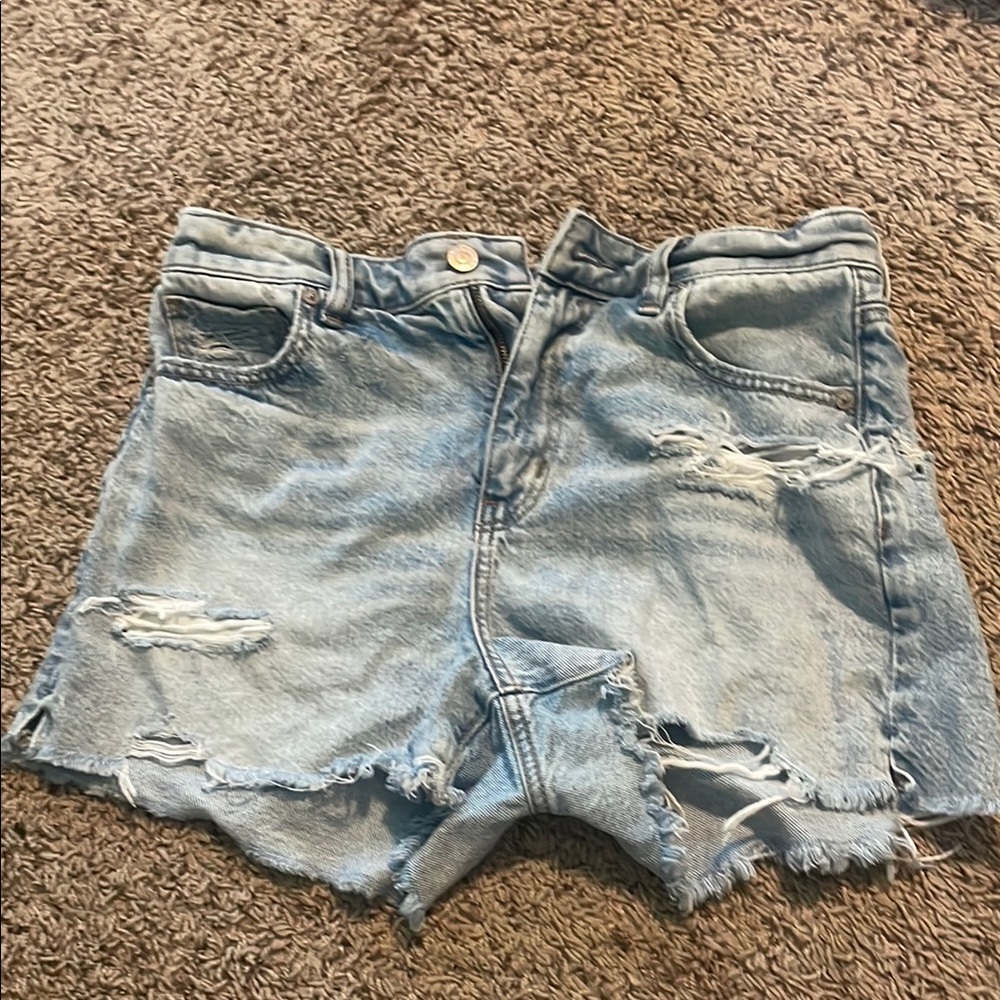 Women's Denim Shorts with Floral Embroidery - Picture 2 of 2